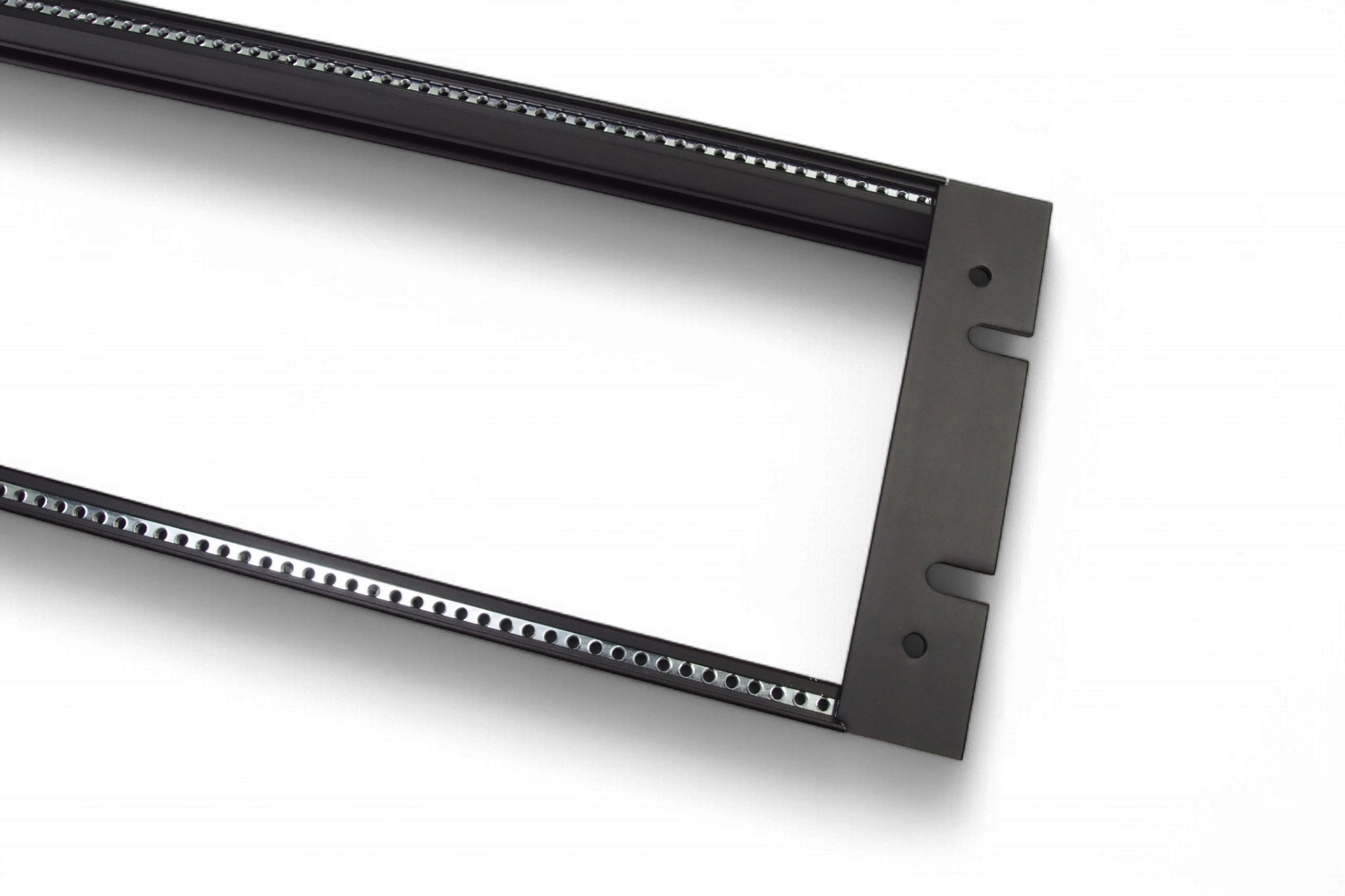 84 HP 19″ Rackmount Kit